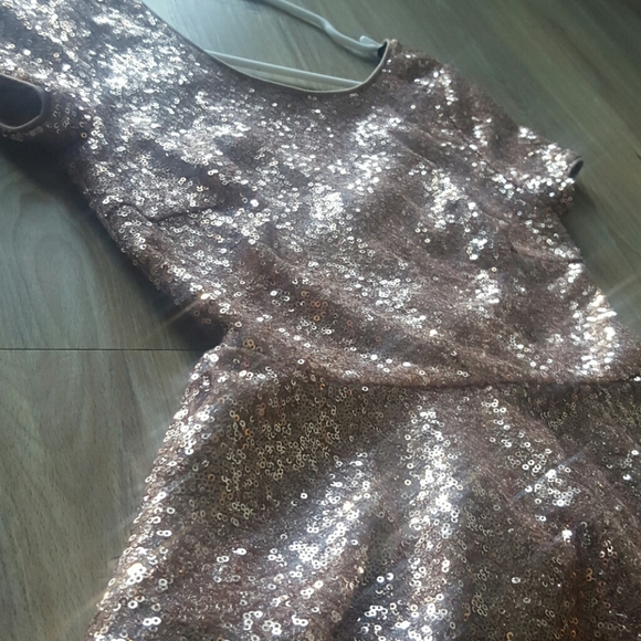 Sequined top - Picture 2 of 3